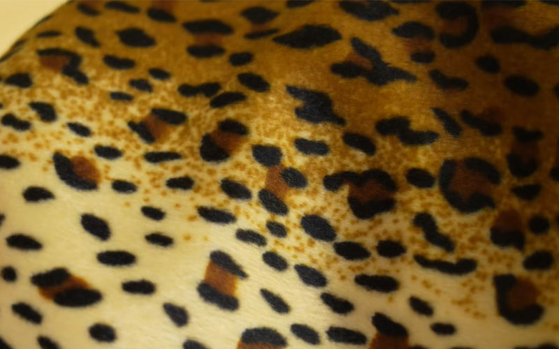 Peluche Corto Estampado Leopardo